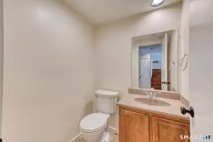 14 Walnut Ln, Avon, CT 06001 - Photo 25