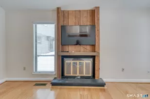 14 Walnut Ln, Avon, CT 06001 - Photo 11