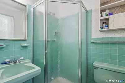 10 Oakwood Court, Norwalk, CT 06850 - Photo 21