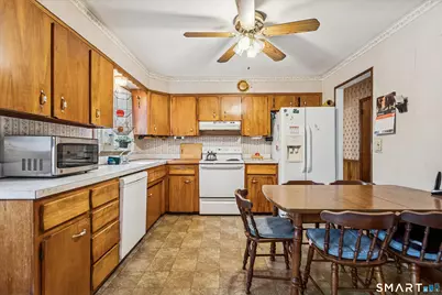 10 Oakwood Court, Norwalk, CT 06850 - Photo 15