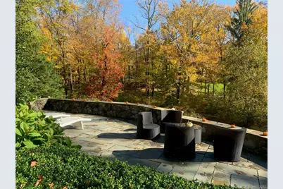 117 Tobys Lane, New Canaan, CT 06840 - Photo 27