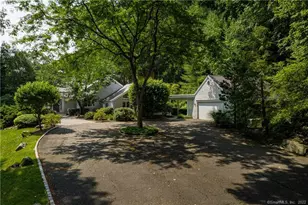 117 Tobys Ln, New Canaan, CT 06840 - Photo 25