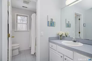 39 Bradley Ln, Newtown, CT 06482 - Photo 23