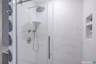 39 Bradley Ln, Newtown, CT 06482 - Photo 19