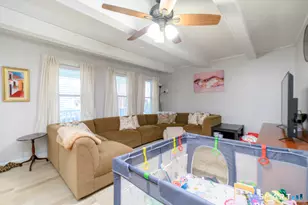 25 Limerick St, Stamford, CT 06902 - Photo 5