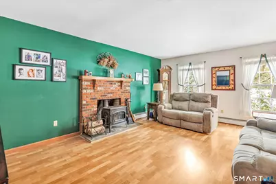 22 Jenyfer Court, Shelton, CT 06484 - Photo 5