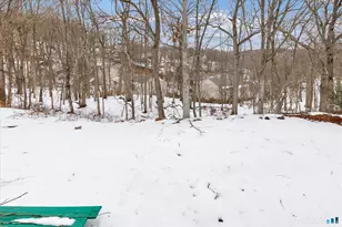 22 Jenyfer Ct, Shelton, CT 06484 - Photo 35