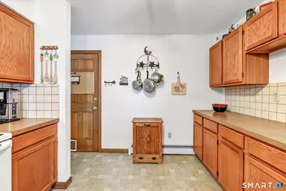 22 Jenyfer Court, Shelton, CT 06484 - Photo 15