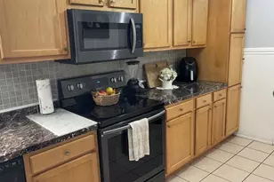 1285 Norman St, Bridgeport, CT 06604 - Photo 11