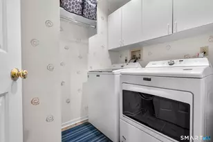 62 Hastings Ln, Stamford, CT 06905 - Photo 31