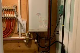 2 Coit St, New London, CT 06320 - Photo 31