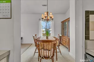 32 Lawson Ln, Ridgefield, CT 06877 - Photo 9