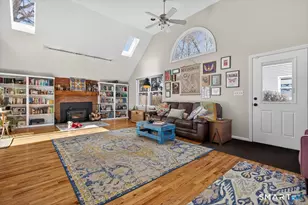 12 Pond Rd, Hamden, CT 06514 - Photo 5