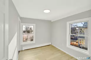 31 Cossett St, Waterbury, CT 06704 - Photo 5