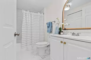 17 Ireland Dr, Coventry, CT 06238 - Photo 9