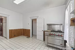 207 Westfield Ave, Ansonia, CT 06401 - Photo 7