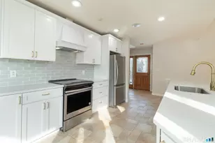 15 Whalers Point, East Haven, CT 06512 - Photo 21