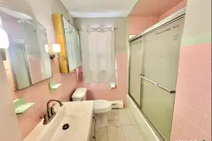 48 Gates Ave, Waterbury, CT 06705 - Photo 5