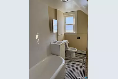 59 Myrtle Avenue, Bridgeport, CT 06604 - Photo 31