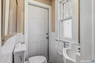 3461 Main St, Bridgeport, CT 06606 - Photo 17