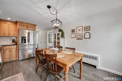 17 Whiteside Street, Newington, CT 06111 - Photo 5