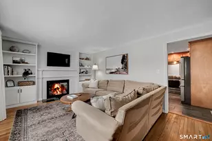 17 Whiteside St, Newington, CT 06111 - Photo 9