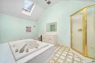 32 Lincoln St, Cromwell, CT 06416 - Photo 15