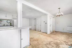 32 Lincoln St, Cromwell, CT 06416 - Photo 7