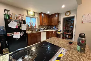 412 Dewey St, Bridgeport, CT 06605 - Photo 7