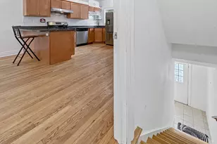 296 Hamilton Ave, Norwich, CT 06360 - Photo 15