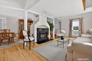 14 Centre Village Dr, Madison, CT 06443 - Photo 3