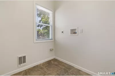 15 Hanover Street, Wallingford, CT 06492 - Photo 29