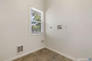 15 Hanover St, Wallingford, CT 06492 - Photo 29