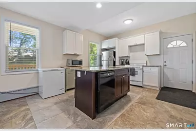 15 Hanover Street, Wallingford, CT 06492 - Photo 9