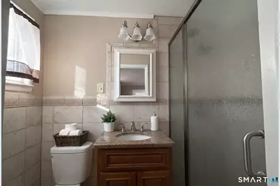 13 Hill Farm Road, Bloomfield, CT 06002 - Photo 11