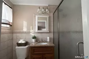 13 Hill Farm Rd, Bloomfield, CT 06002 - Photo 11