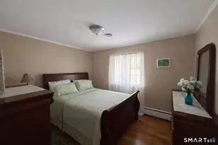 13 Hill Farm Rd, Bloomfield, CT 06002 - Photo 9