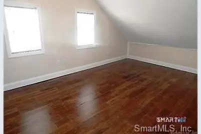 21 Sherman Street, Norwich, CT 06360 - Photo 11