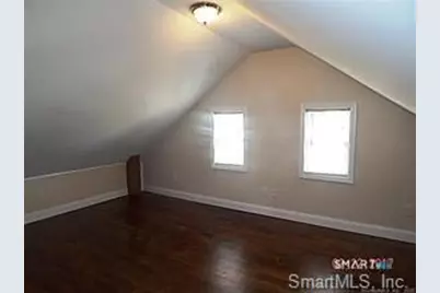 21 Sherman Street, Norwich, CT 06360 - Photo 9