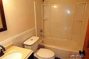 21 Sherman St, Norwich, CT 06360 - Photo 5