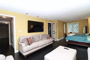 611 Bunker Hill Ave, Waterbury, CT 06708 - Photo 25