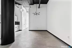 480 Myrtle St, New Britain, CT 06053 - Photo 3