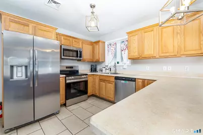 147 Eastern Avenue, Waterbury, CT 06708 - Photo 7