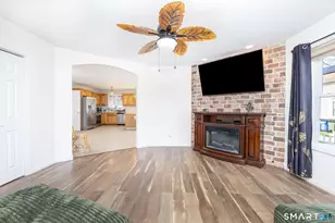 147 Eastern Ave, Waterbury, CT 06708 - Photo 9