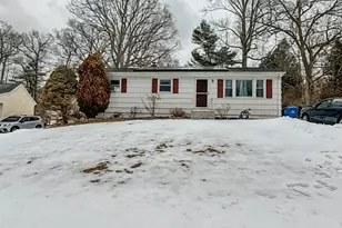 51 Beechwood Rd, Montville, CT 06370 - Photo 1