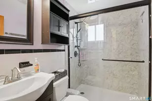 273 Queen St, Southington, CT 06489 - Photo 23