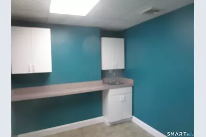 256 Seaside Avenue, Milford, CT 06460 - Photo 9