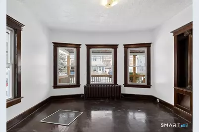 695 697 Laurel Avenue, Bridgeport, CT 06604 - Photo 5