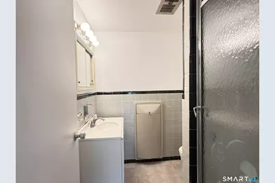 25 Cartright Street #2D, Bridgeport, CT 06604 - Photo 11