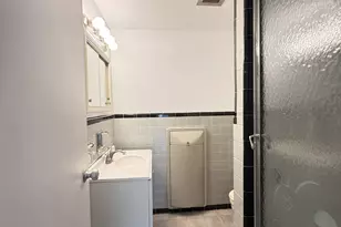 25 Cartright St, Bridgeport, CT 06604 - Photo 11